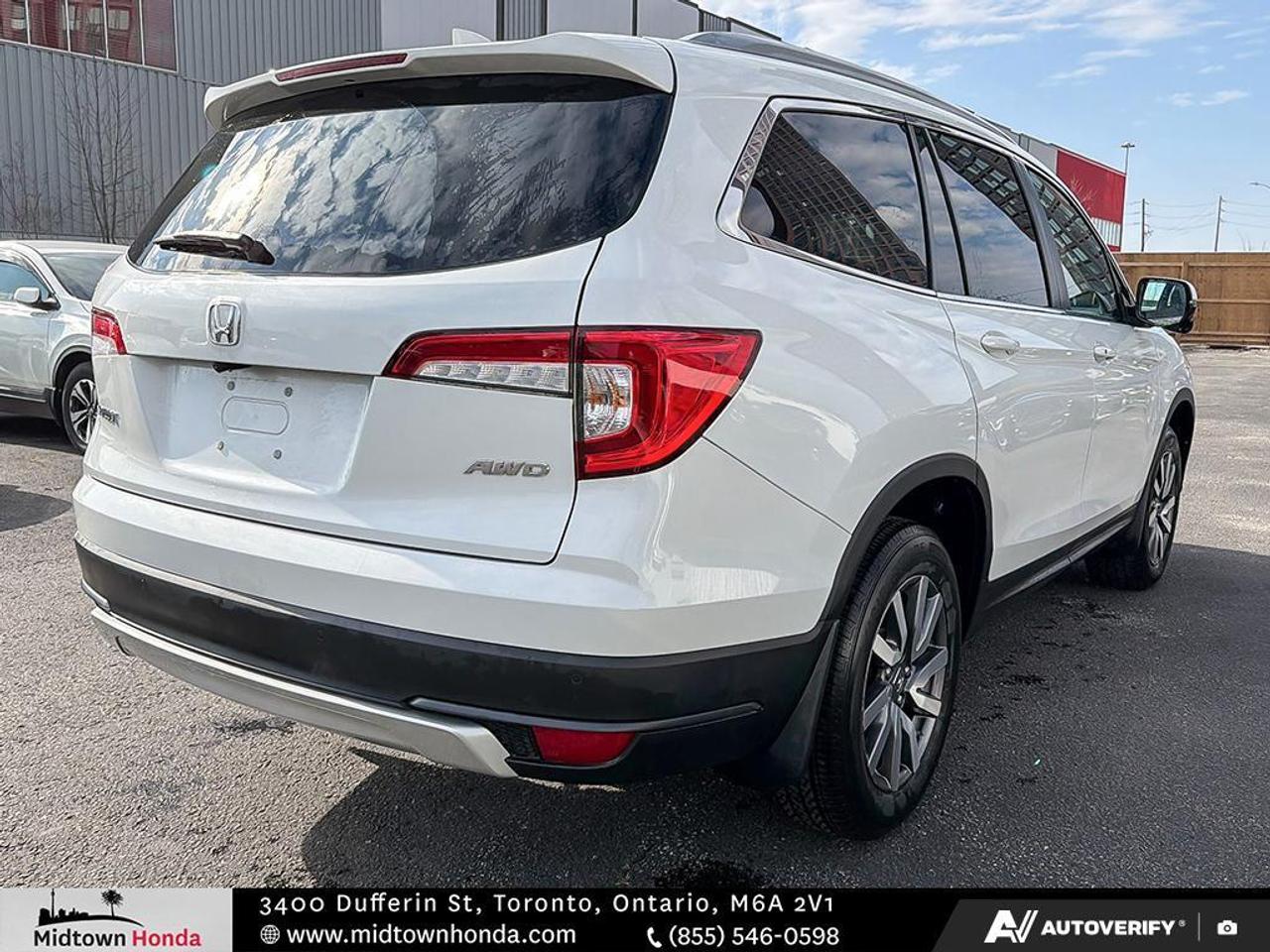 2022 Honda Pilot LOW KMS  I REAR ENT SYSTEM I 3RD ROW SEATS Photo