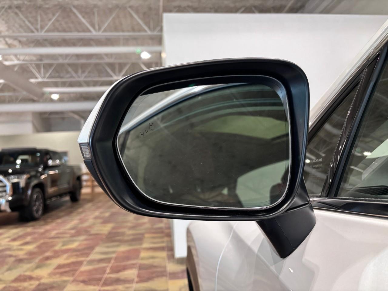 2020 Lexus NX 300h PREMIUM PACKAGE   ONE OWNER   CARFAX CLEAN Photo