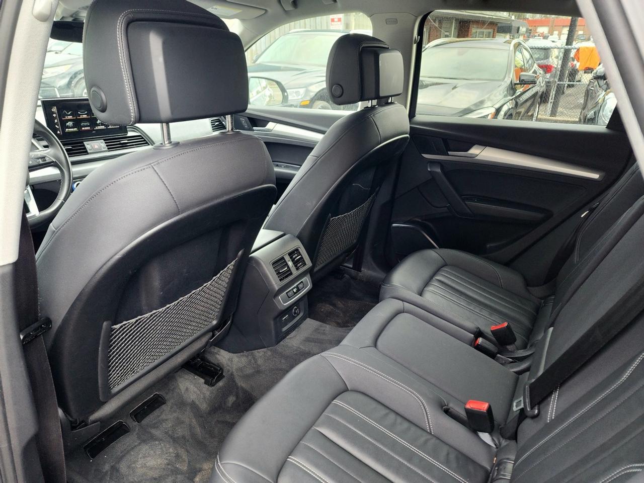 2022 Audi Q5 Komfort Photo