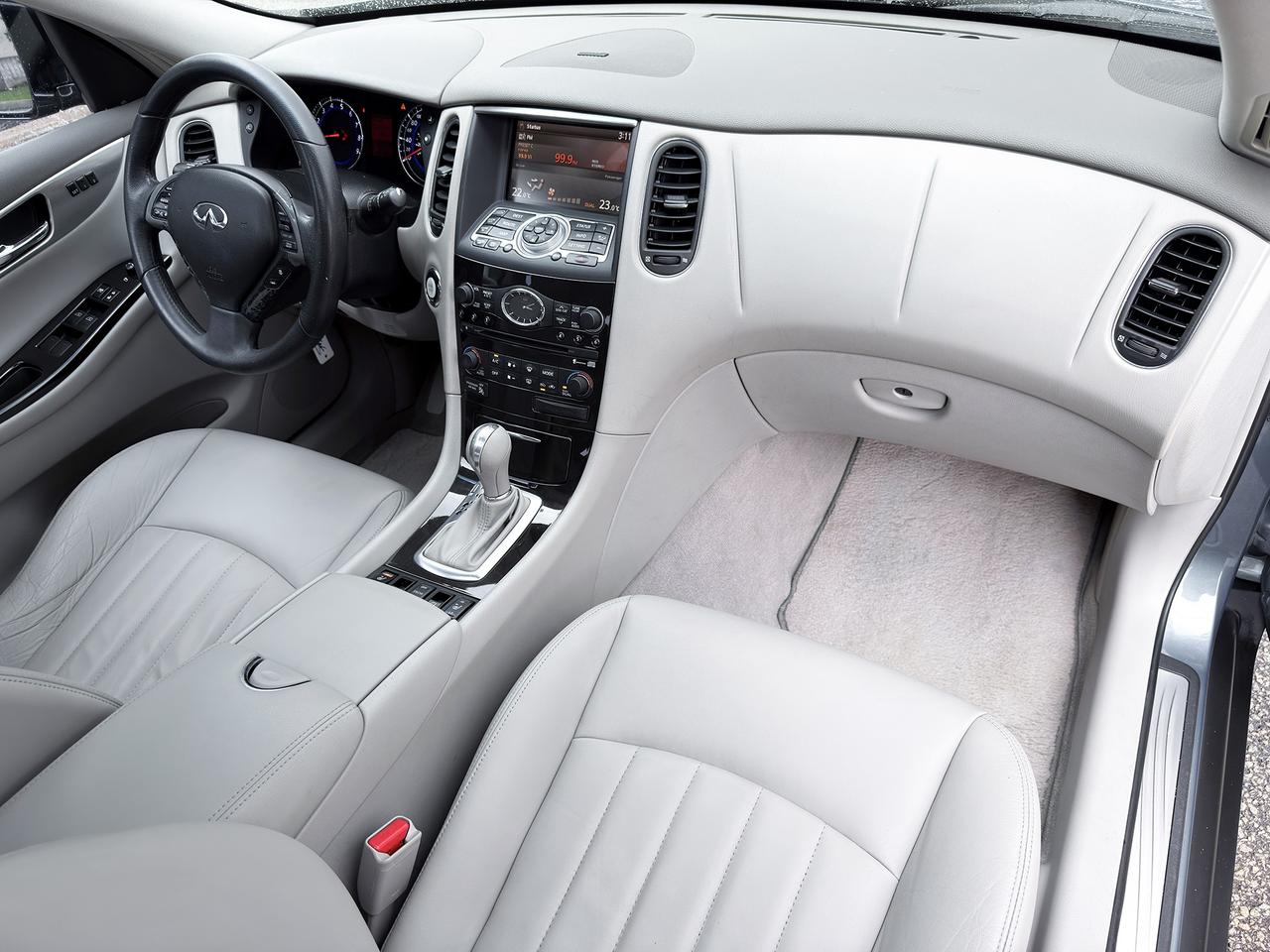 2008 Infiniti EX35 Journey AWD w/Tech Pkg. Photo