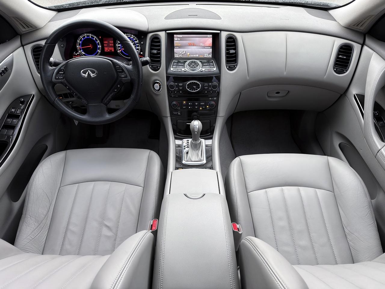 2008 Infiniti EX35 Journey AWD w/Tech Pkg. Photo