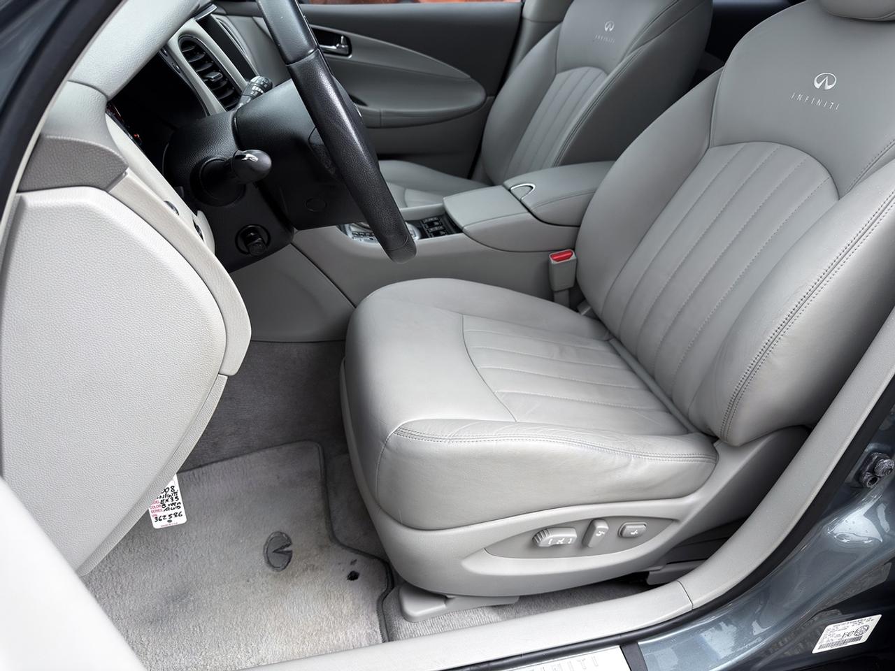 2008 Infiniti EX35 Journey AWD w/Tech Pkg. Photo