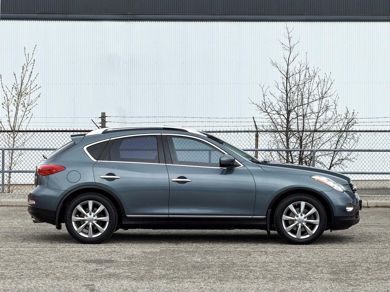 2008 Infiniti EX35 Journey AWD w/Tech Pkg. Photo