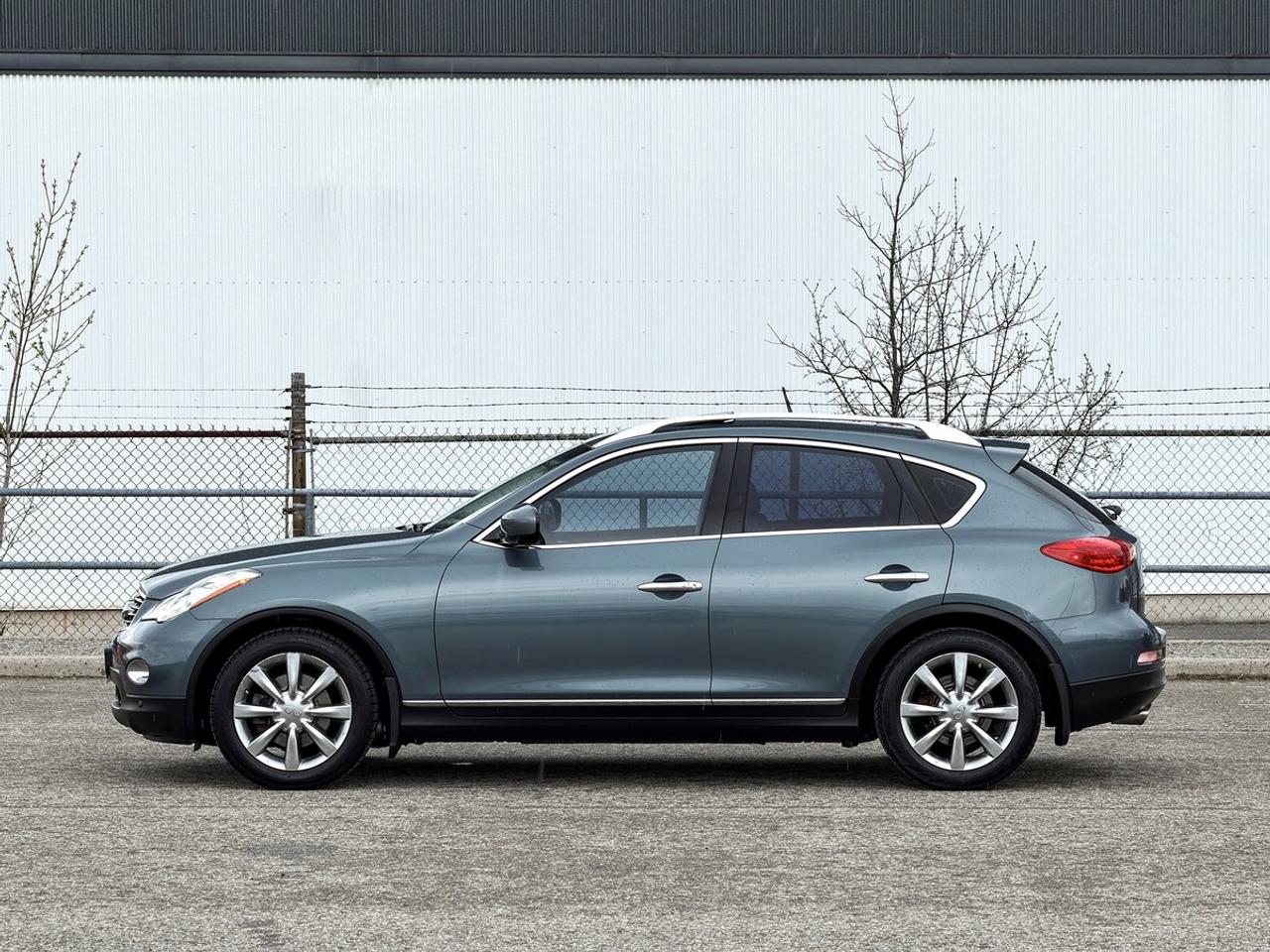 2008 Infiniti EX35 Journey AWD w/Tech Pkg. Photo