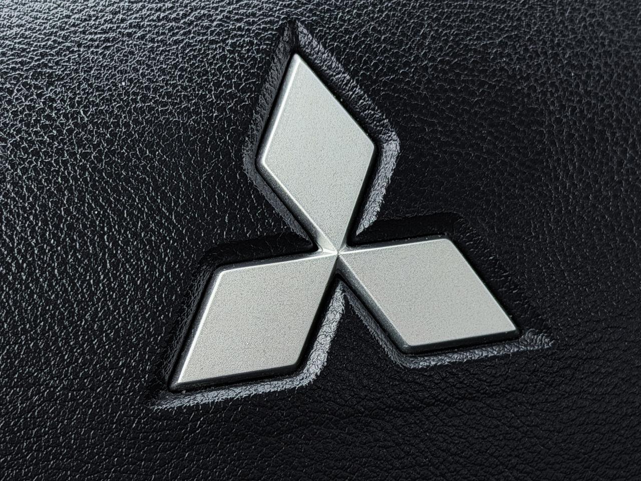 2013 Mitsubishi Lancer ES Sport Photo