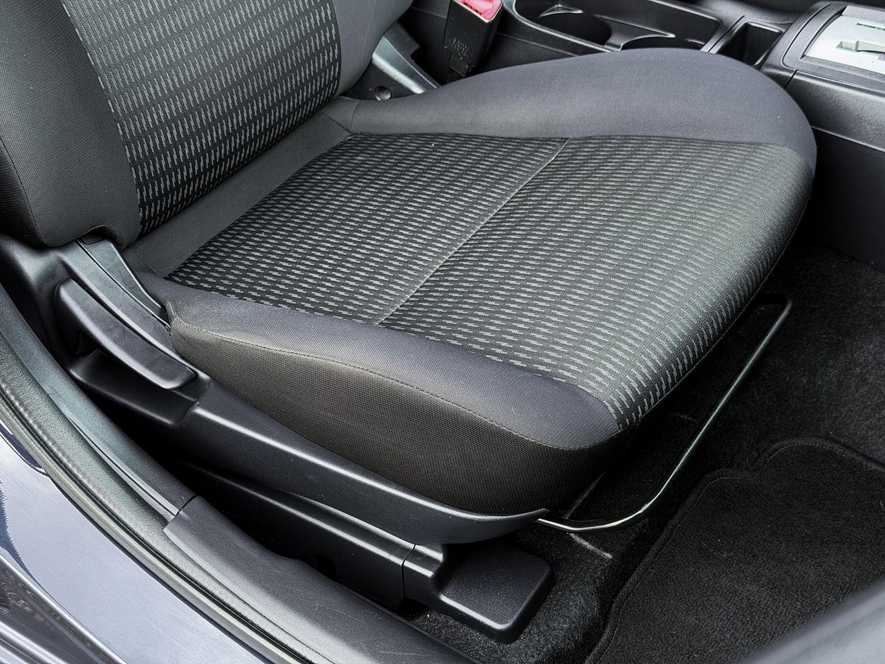 2013 Mitsubishi Lancer ES Sport Photo