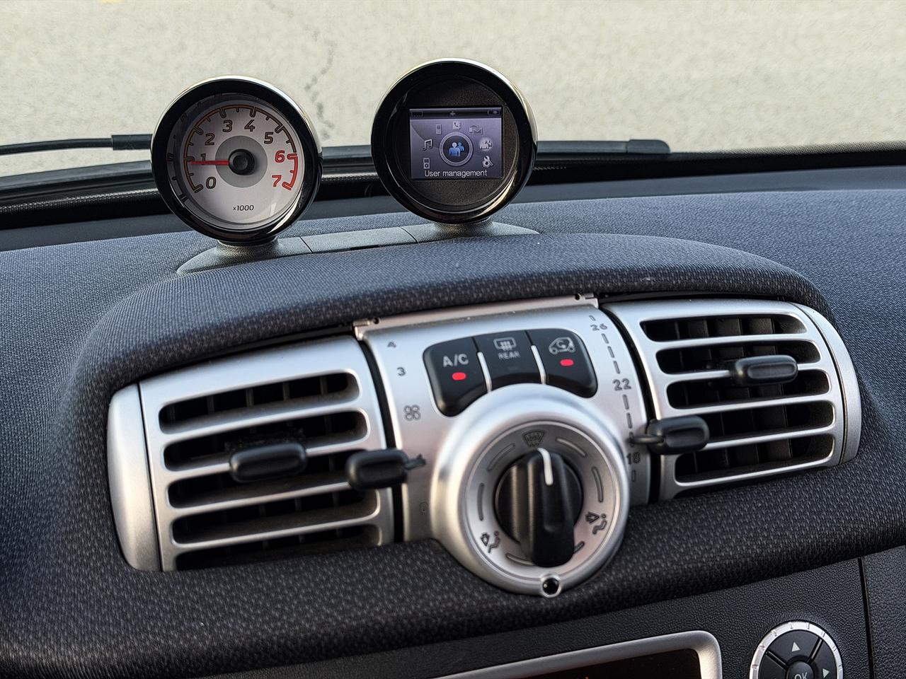 2011 Smart fortwo PASSION Photo