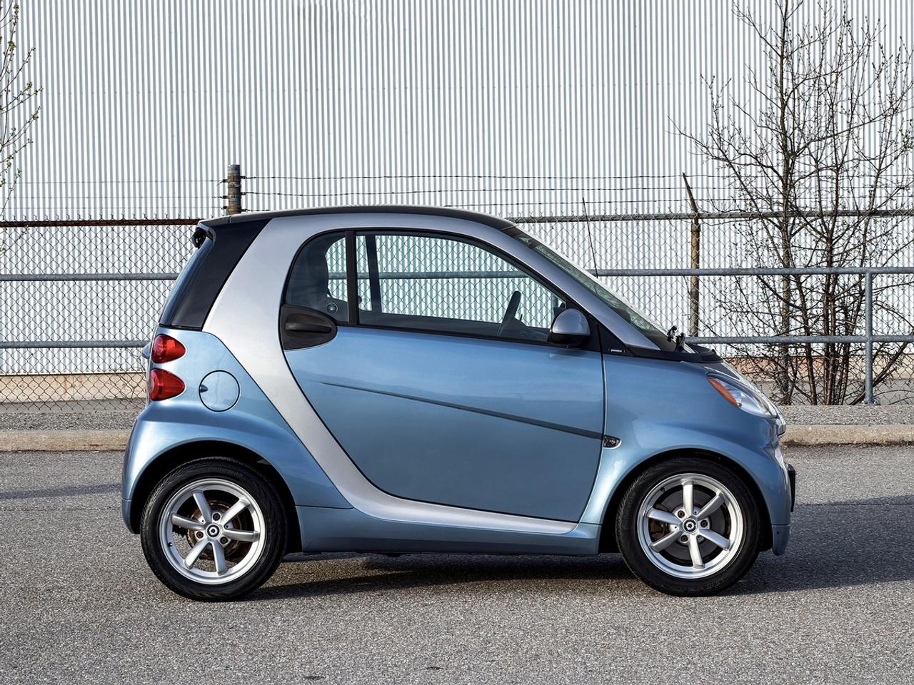 2011 Smart fortwo PASSION Photo