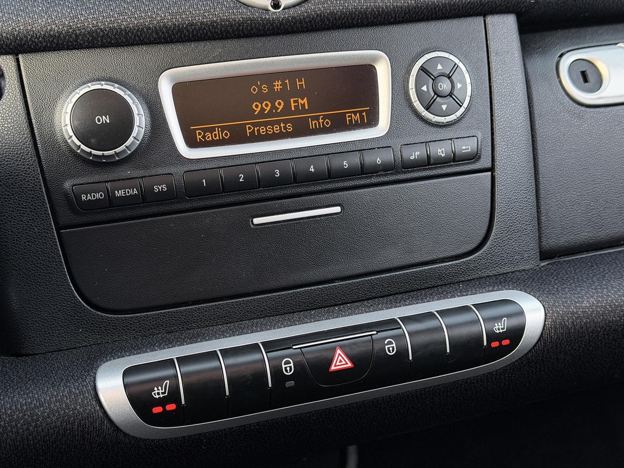 2011 Smart fortwo PASSION Photo