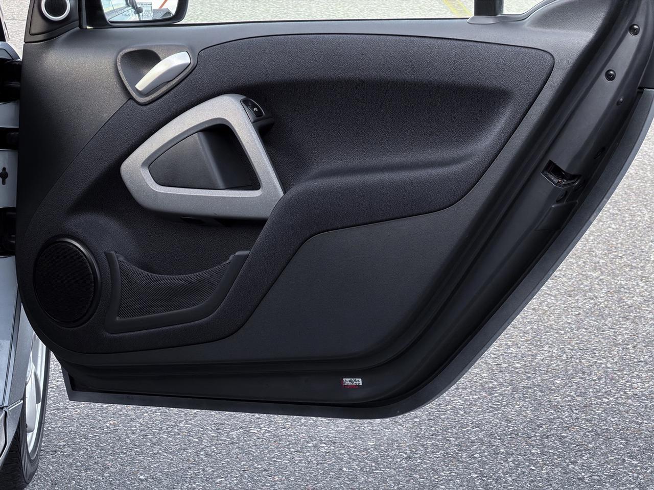 2011 Smart fortwo PASSION Photo