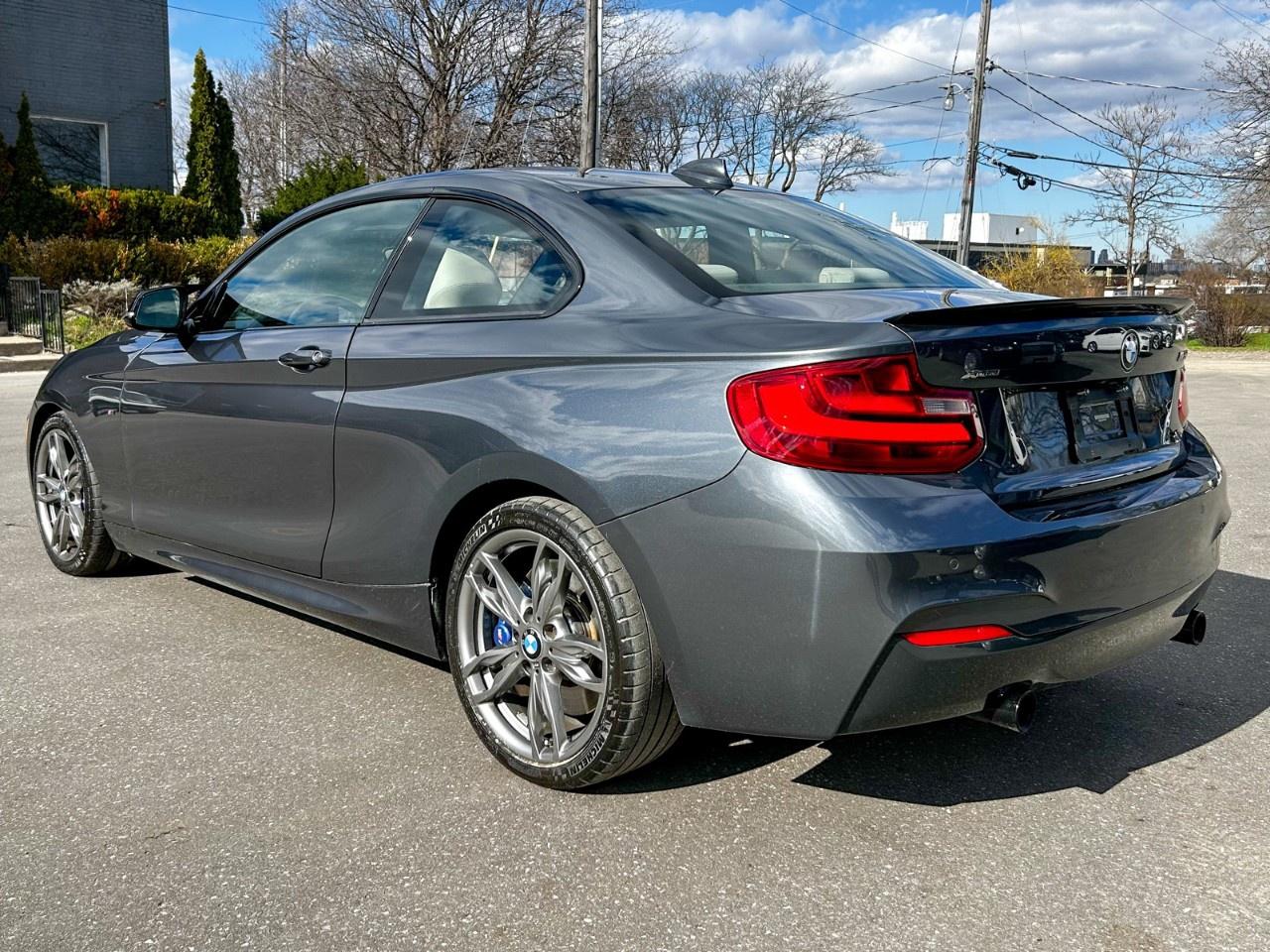 2017 BMW 2 Series 2dr Cpe M240i xDrive AWD Photo