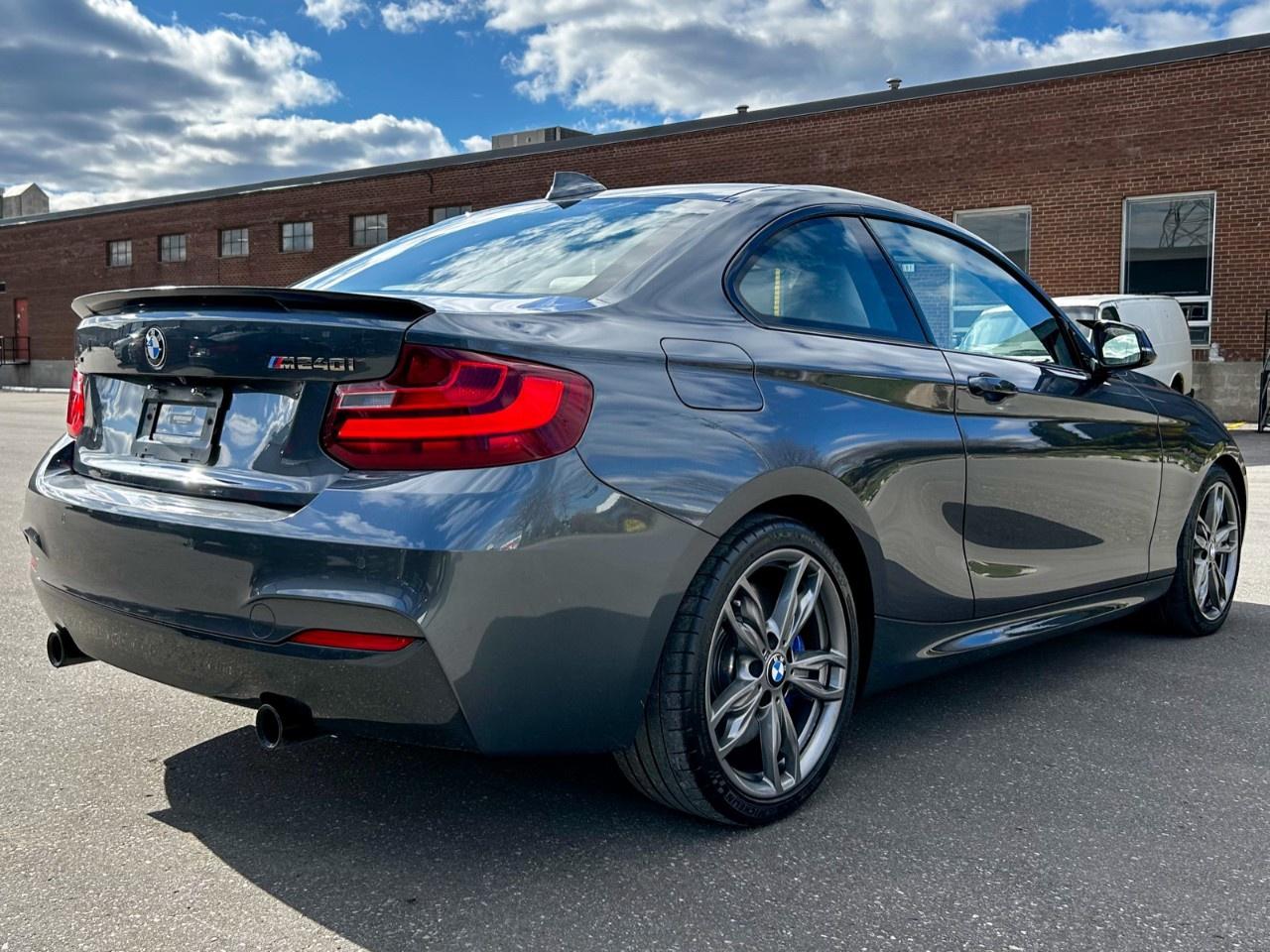 2017 BMW 2 Series 2dr Cpe M240i xDrive AWD Photo