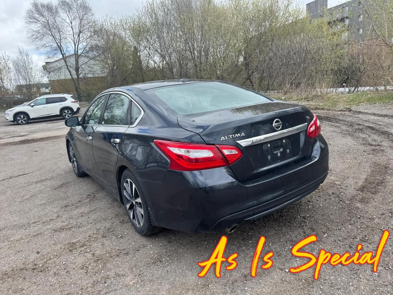 2016 Nissan Altima 2.5 SL Tech (CVT) 4dr Sedan Photo