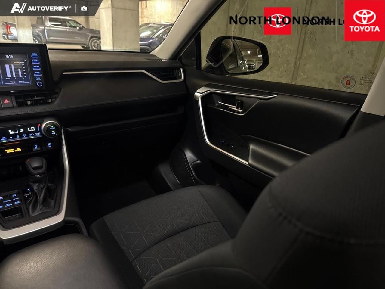 2022 Toyota RAV4 XLE 4dr All-wheel Drive Photo