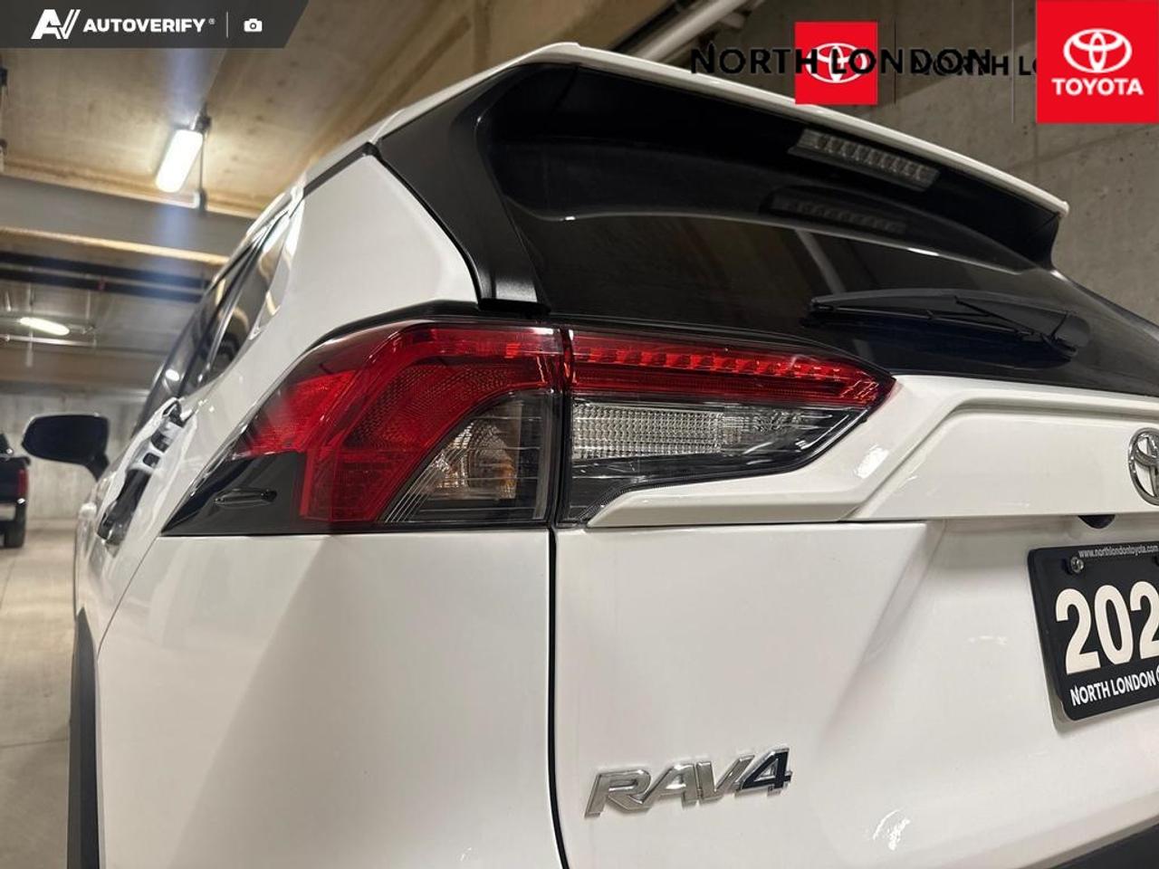 2022 Toyota RAV4 XLE 4dr All-wheel Drive Photo