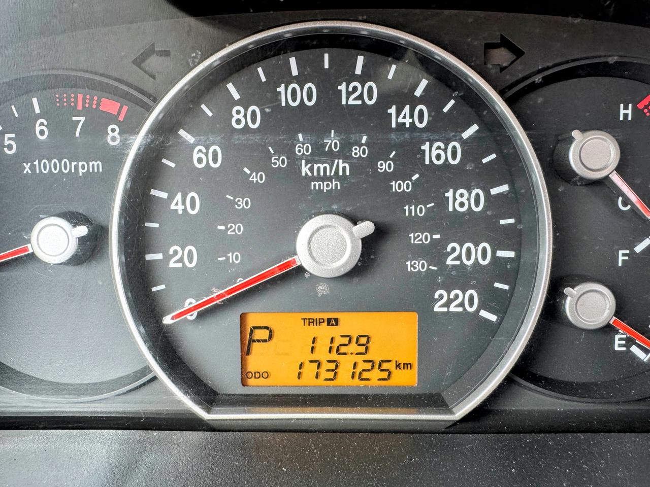 2012 Kia Rondo EX Photo