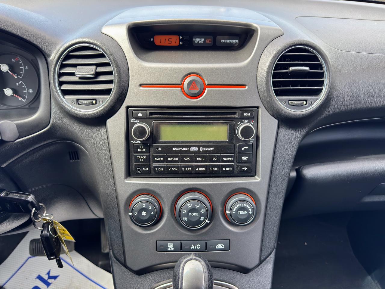 2012 Kia Rondo EX Photo