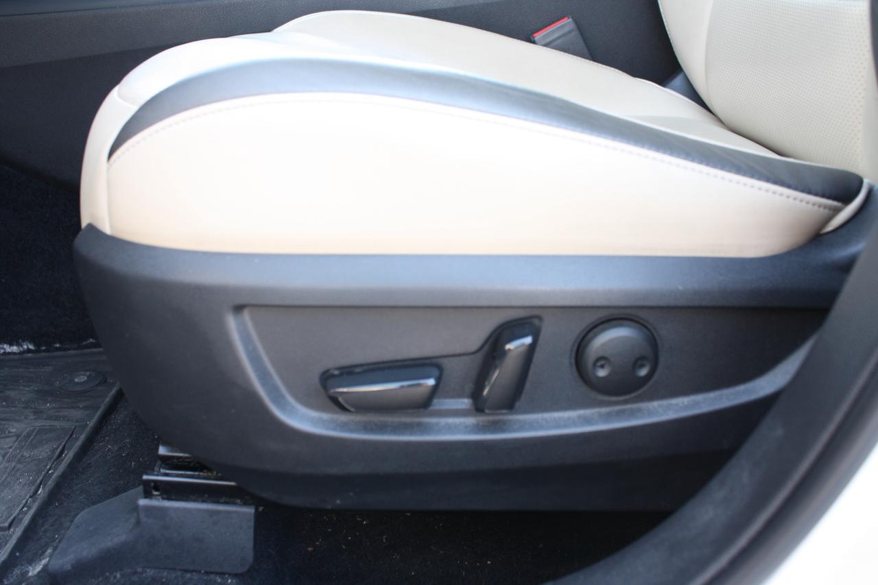 2019 Infiniti QX50 Essential Awd Photo