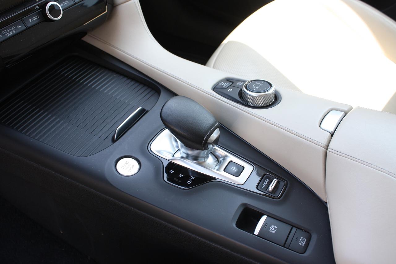 2019 Infiniti QX50 Essential Awd Photo