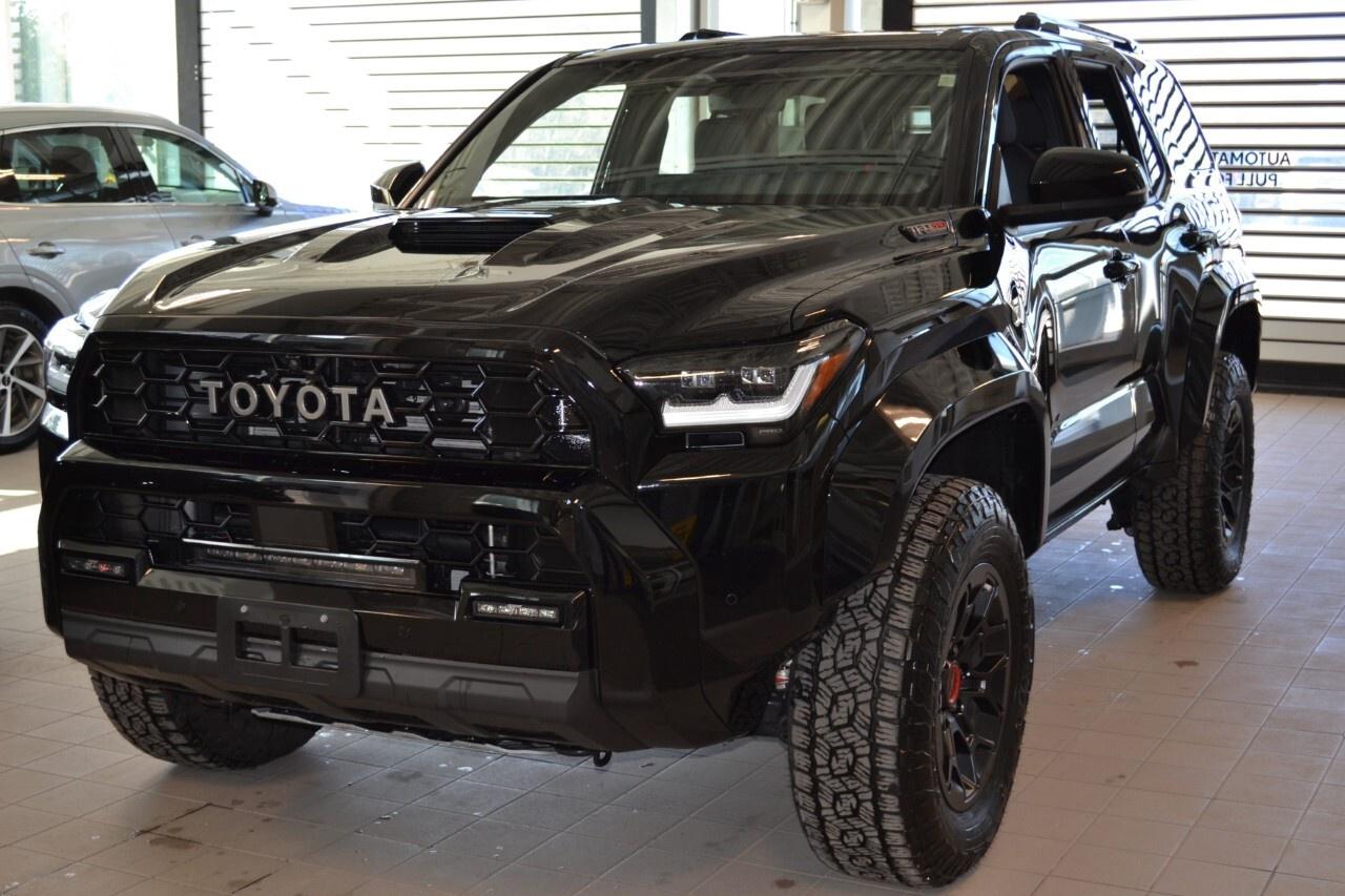 2025 Toyota 4Runner Hybrid 4WD Photo