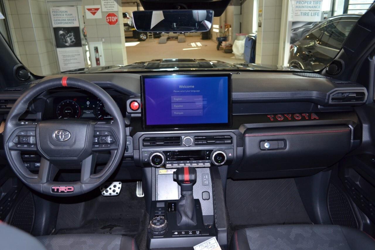 2025 Toyota 4Runner Hybrid 4WD Photo