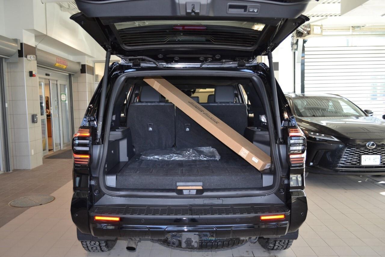 2025 Toyota 4Runner Hybrid 4WD Photo
