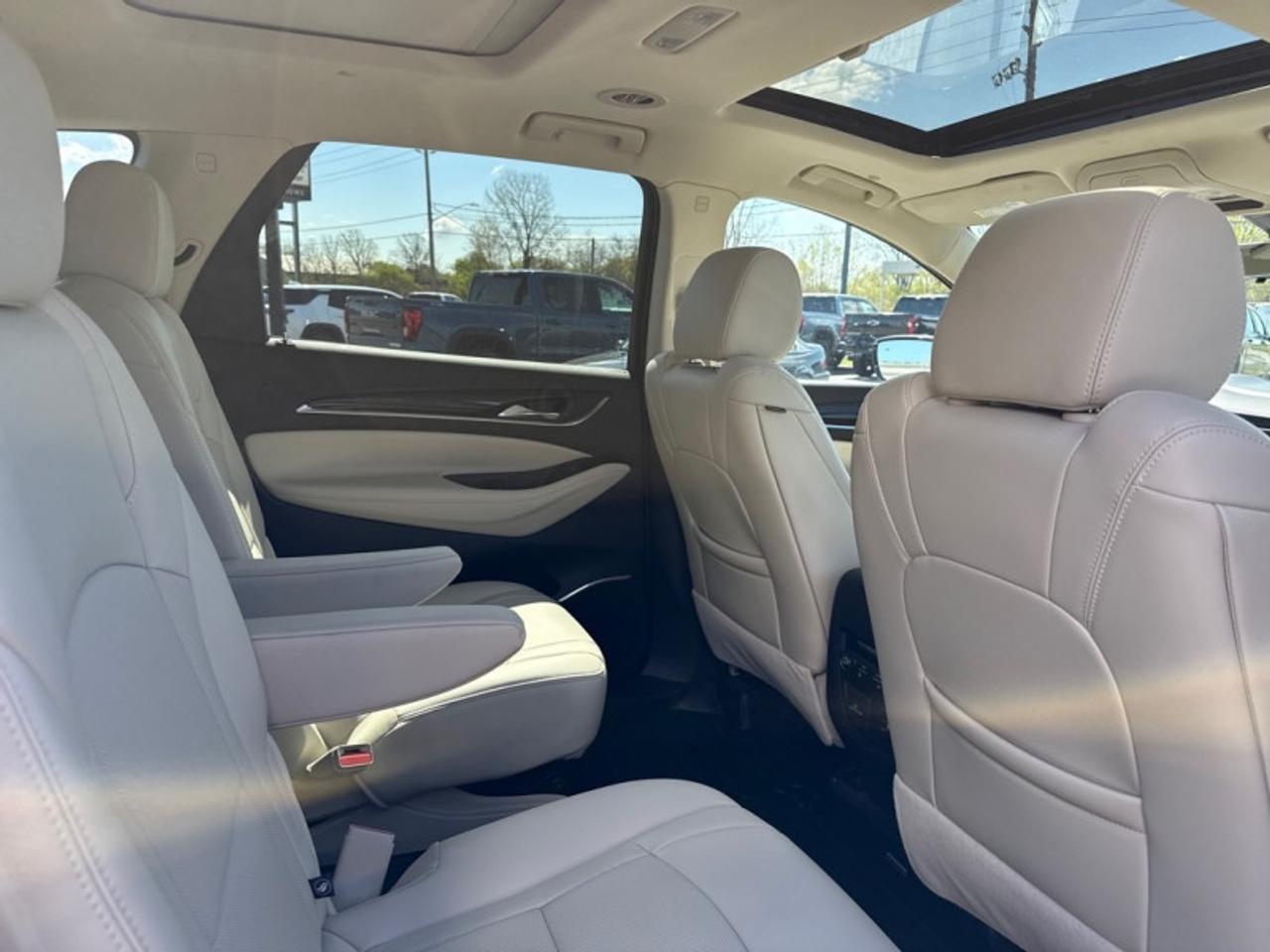 2024 Buick Enclave Premium Photo