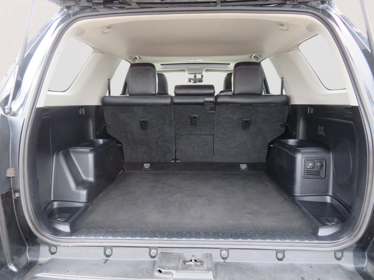 2016 Toyota 4Runner 4WD 4DR V6 SR5 Photo