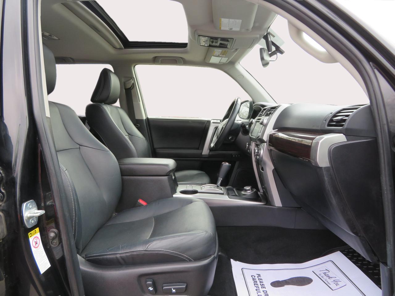 2016 Toyota 4Runner 4WD 4DR V6 SR5 Photo