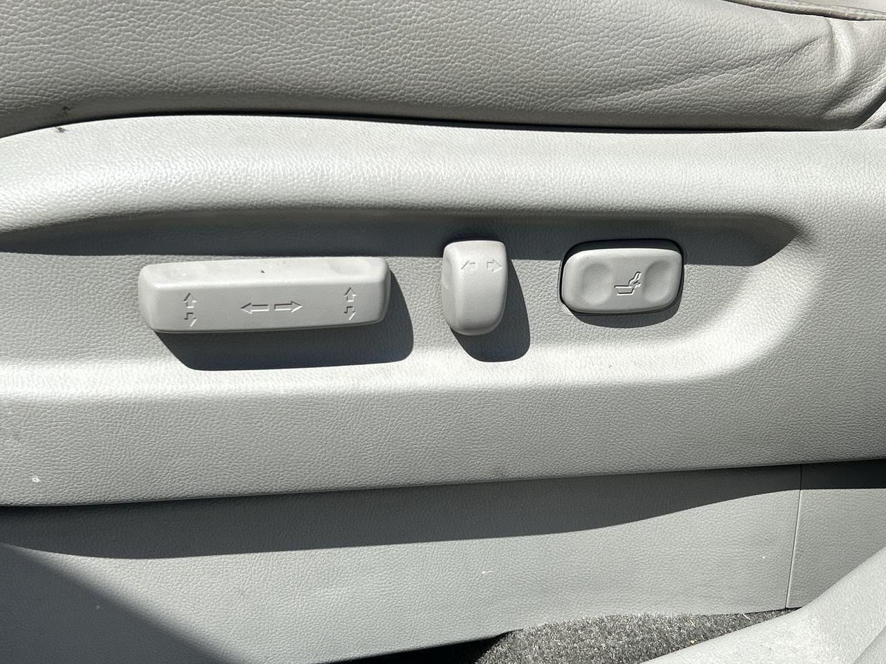 2011 Honda Odyssey Touring Power Sunroof   Lthr Seats   Power Sliding Photo