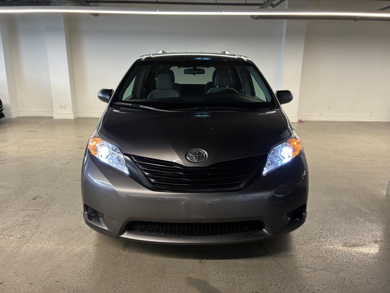 2015 Toyota Sienna LE 7PASS Safety Certified Welcome Trades Photo