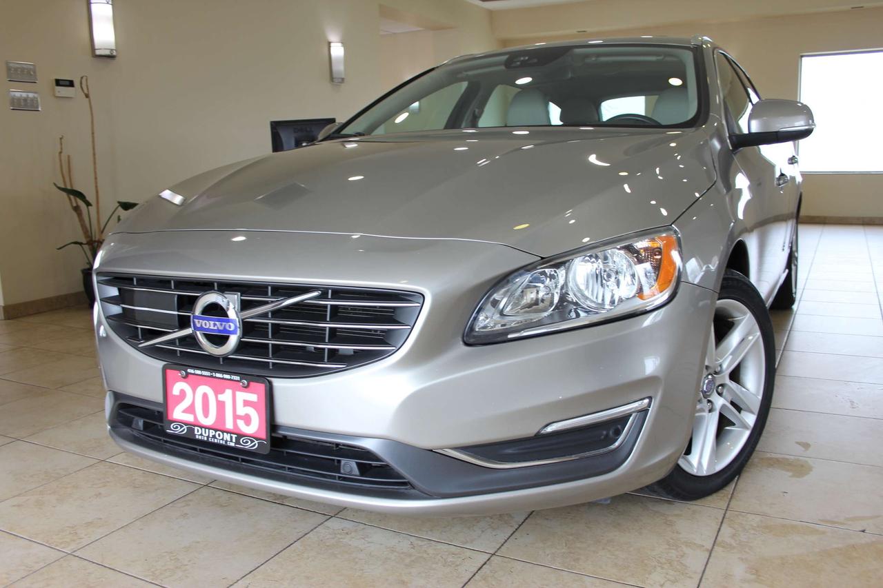 2015 Volvo V60 AWD T5 Premier Plus Photo0