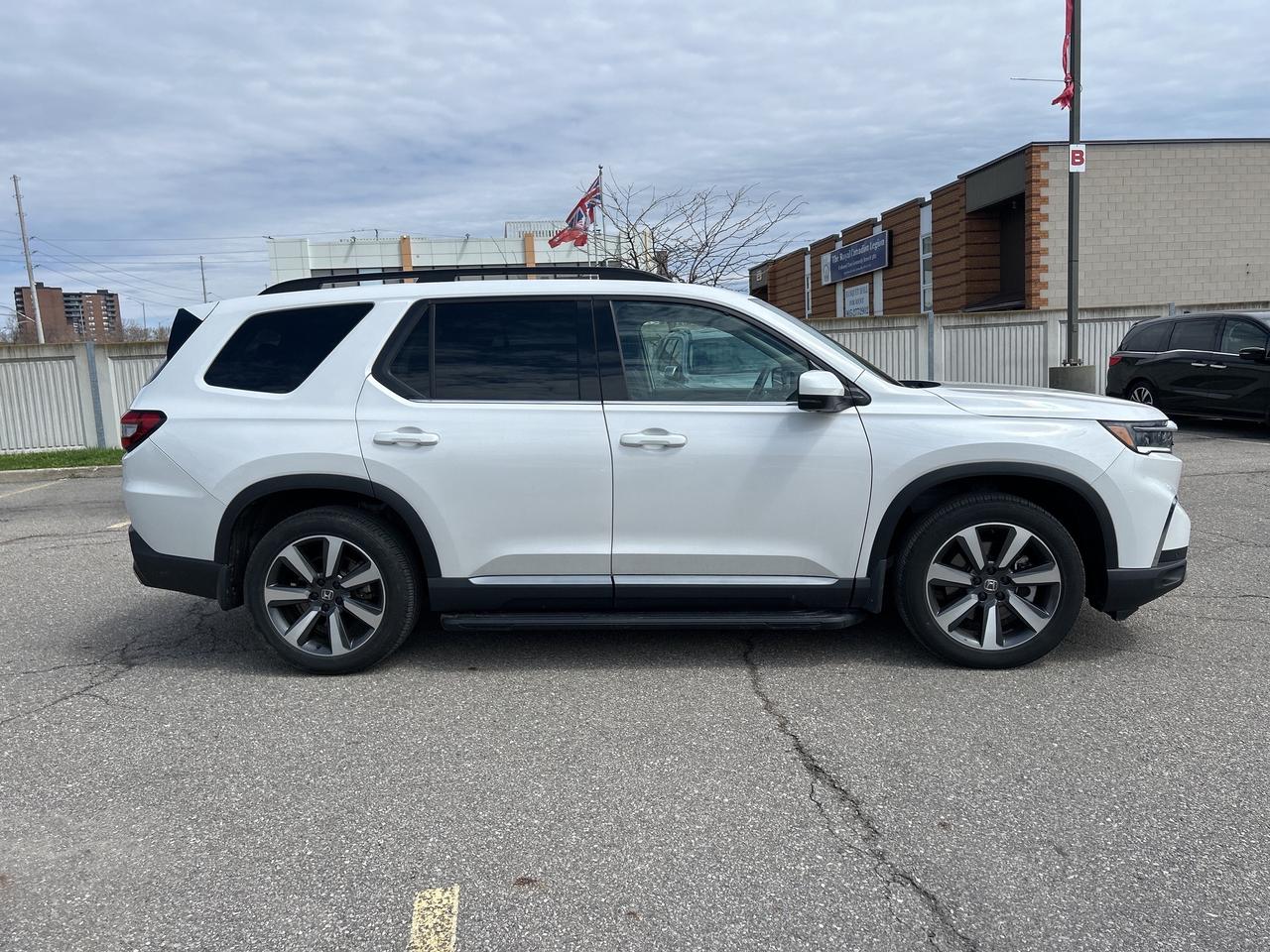 2025 Honda Pilot Touring Photo