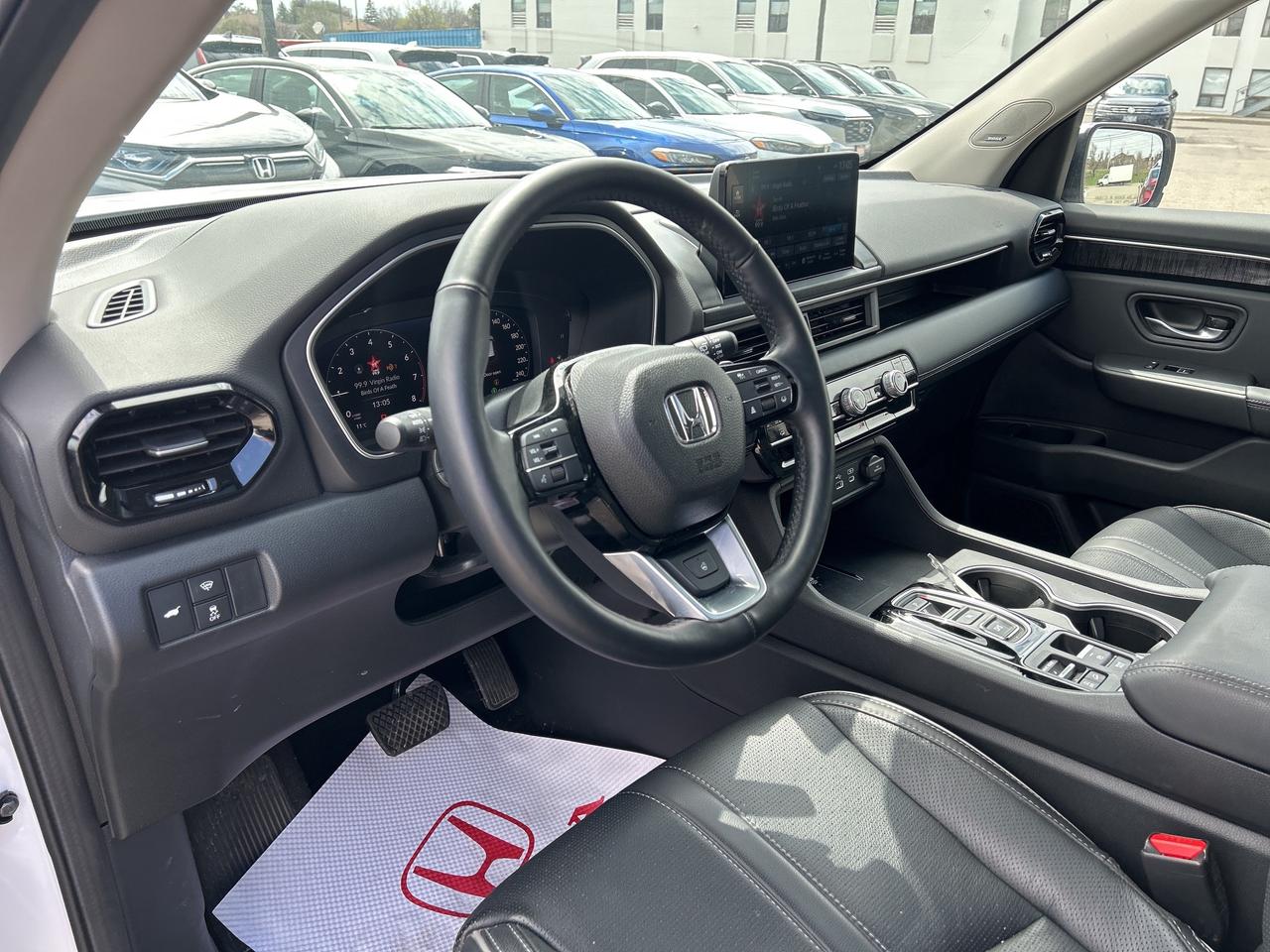 2025 Honda Pilot Touring Photo