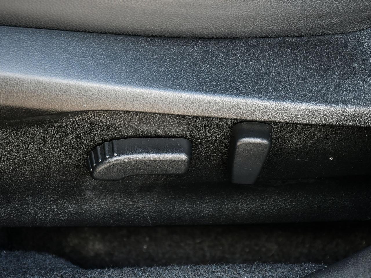 2023 Subaru Crosstrek SPORT AWD   CLEAN CARFAX   1OWNER   SUNROOF   CAM Photo