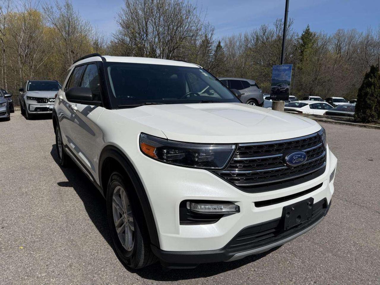 2022 Ford Explorer XLT 4WD Photo