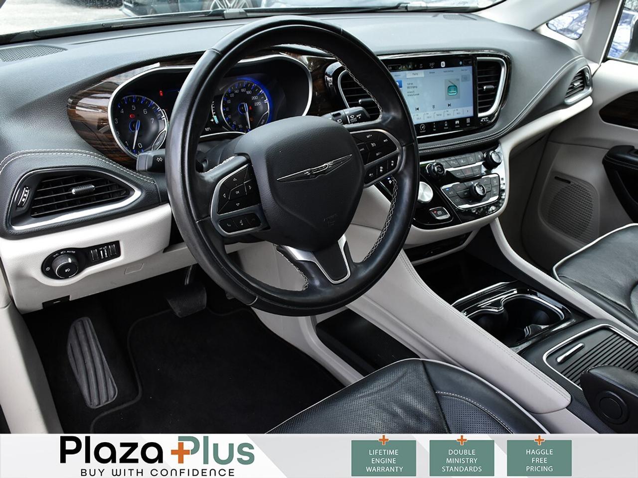 2022 Chrysler Pacifica Limited Photo