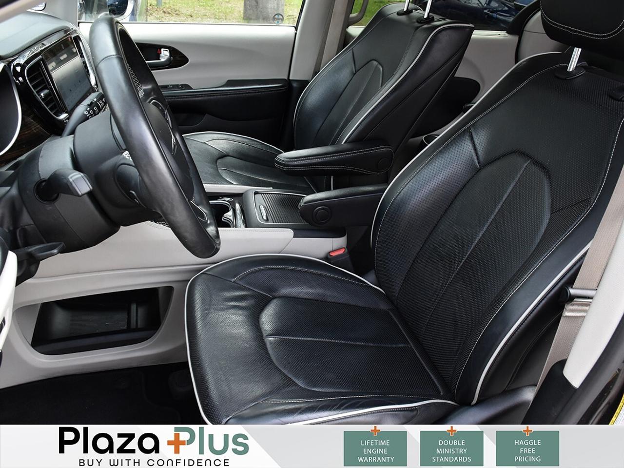 2022 Chrysler Pacifica Limited Photo