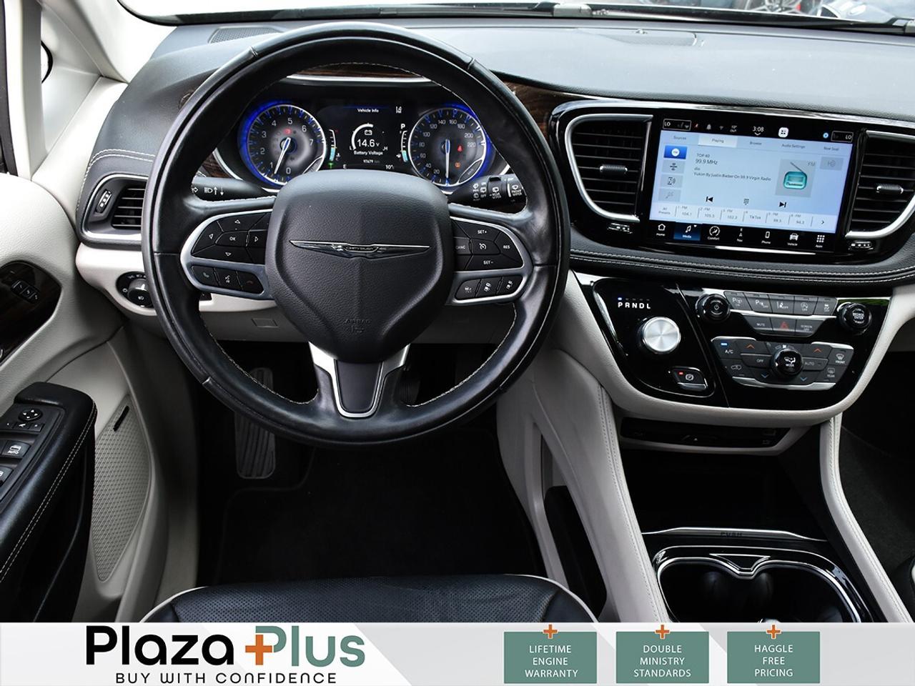 2022 Chrysler Pacifica Limited Photo