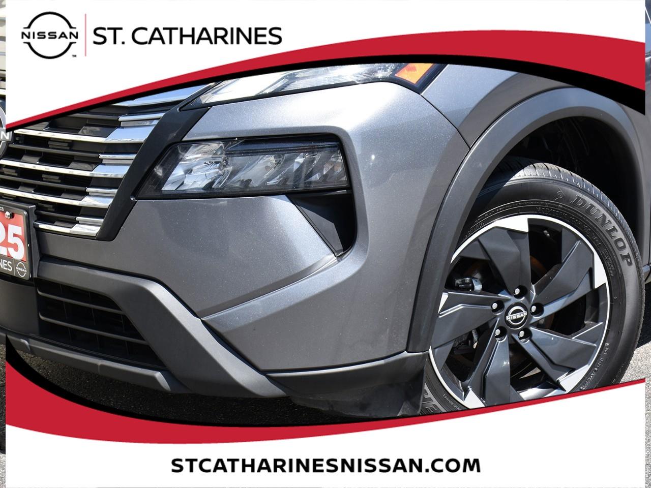 2025 Nissan Rogue SV MOONROOF Photo