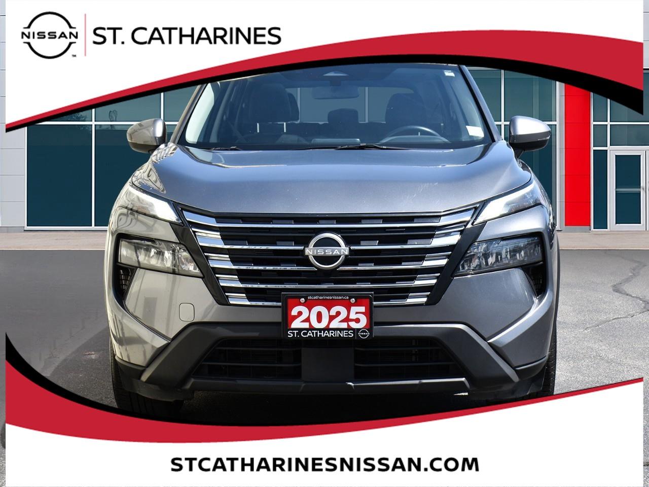 2025 Nissan Rogue SV MOONROOF Photo
