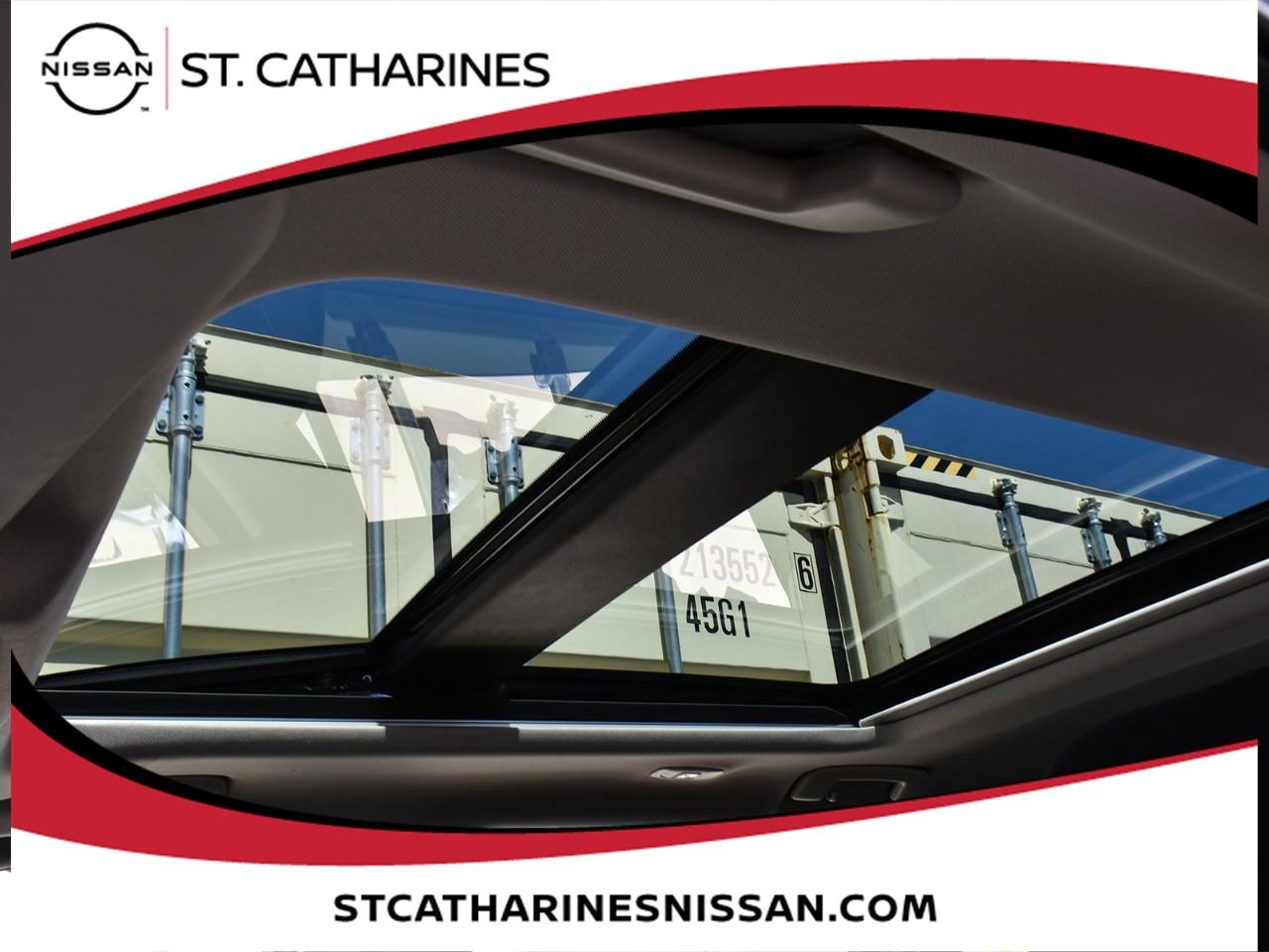 2025 Nissan Rogue SV MOONROOF Photo