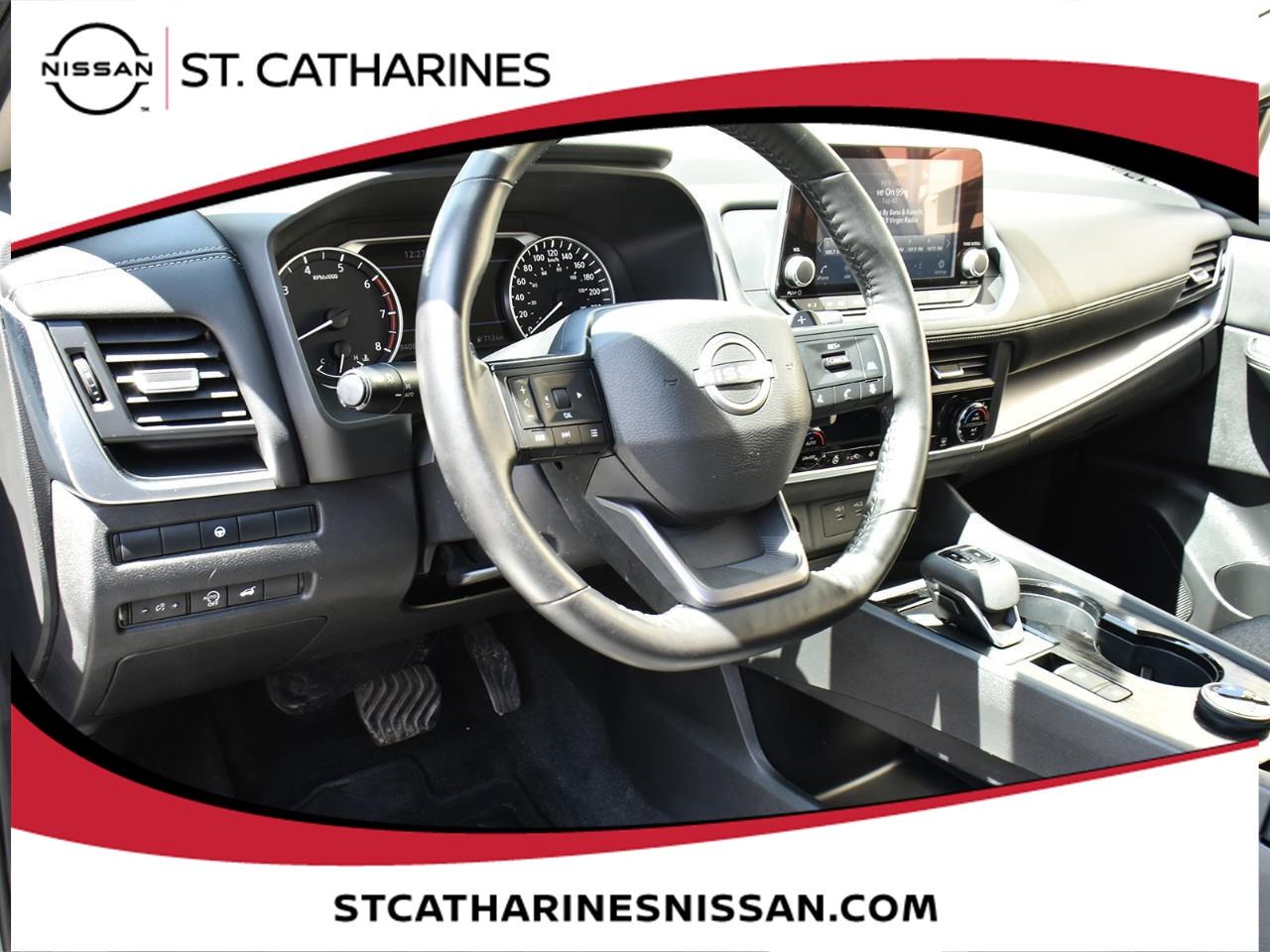 2025 Nissan Rogue SV MOONROOF Photo