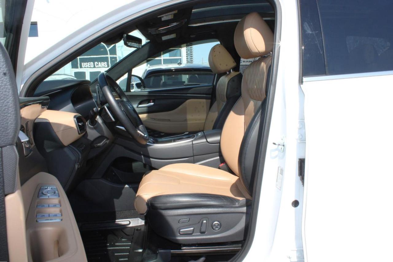 2023 Hyundai Santa Fe Calligraphy  Gps HtdSeats Moonroof BkpCam DriveMod Photo