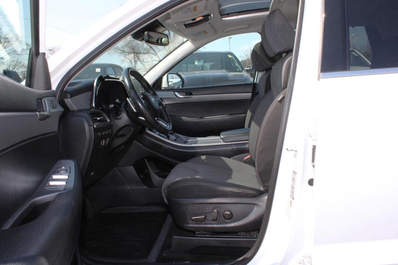 2020 Hyundai PALISADE SEL  Sunroof BkpCam HtdSeats DriveModes 7Passenger Photo