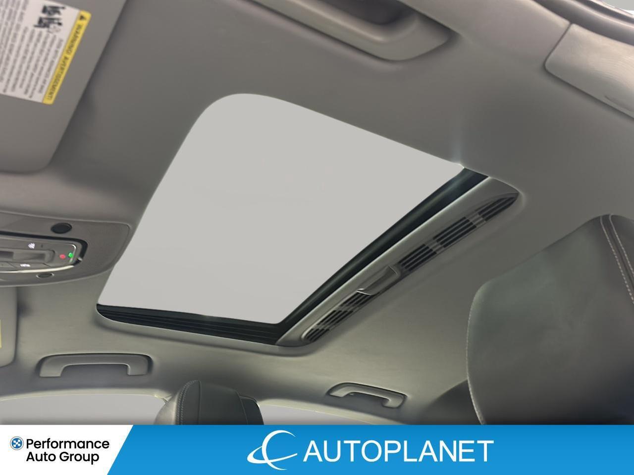 2023 Audi A4 Komfort 45 TFSI Quattro, Sunroof, Back Up Cam! Photo