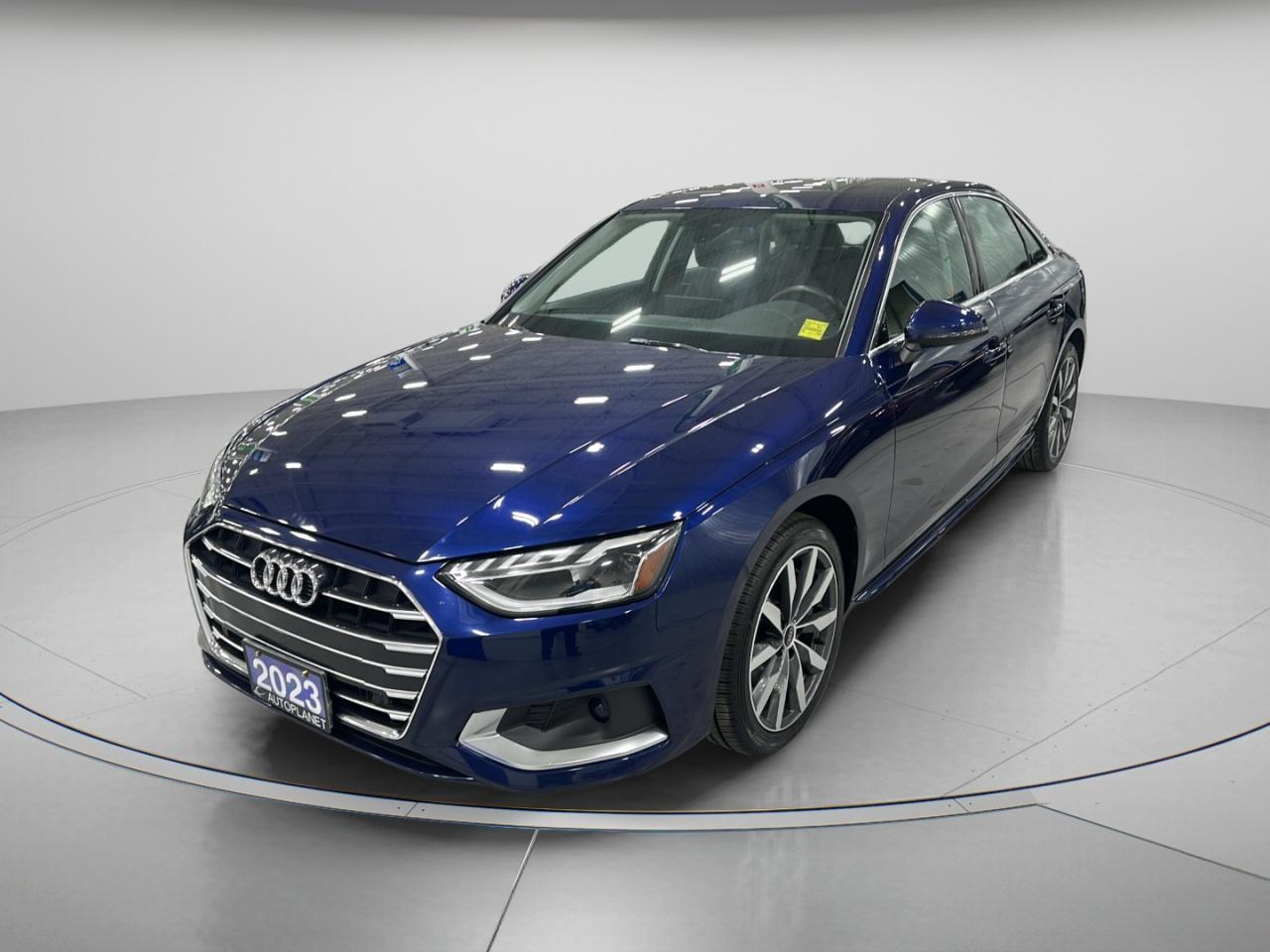 2023 Audi A4 Komfort 45 TFSI Quattro, Sunroof, Back Up Cam! Photo