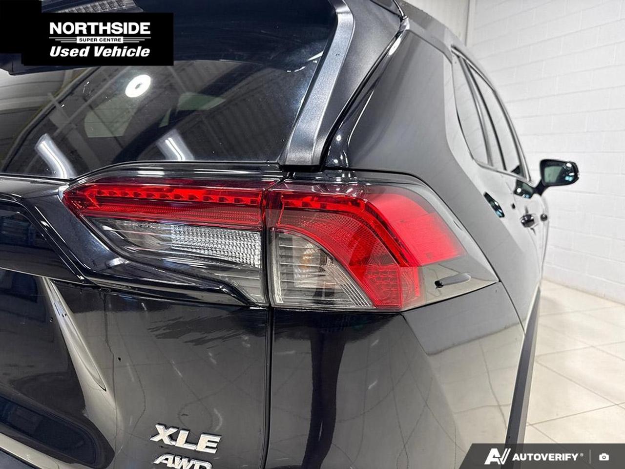 2023 Toyota RAV4 XLE 4dr All-wheel Drive Photo