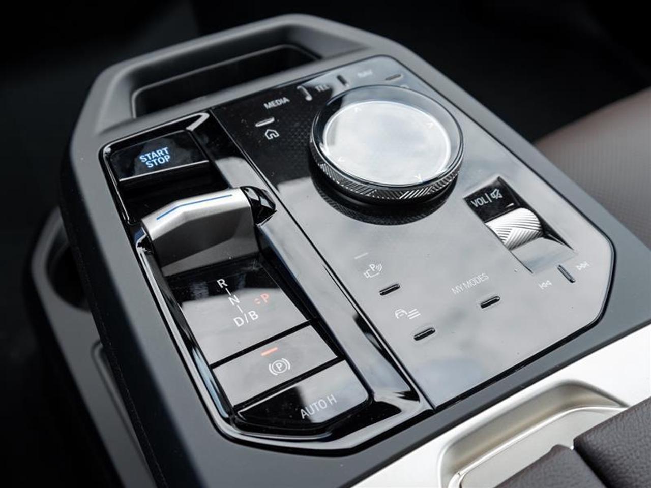 2026 BMW iX xDrive60 4dr All-Wheel Drive Sports Activity Vehicle Photo