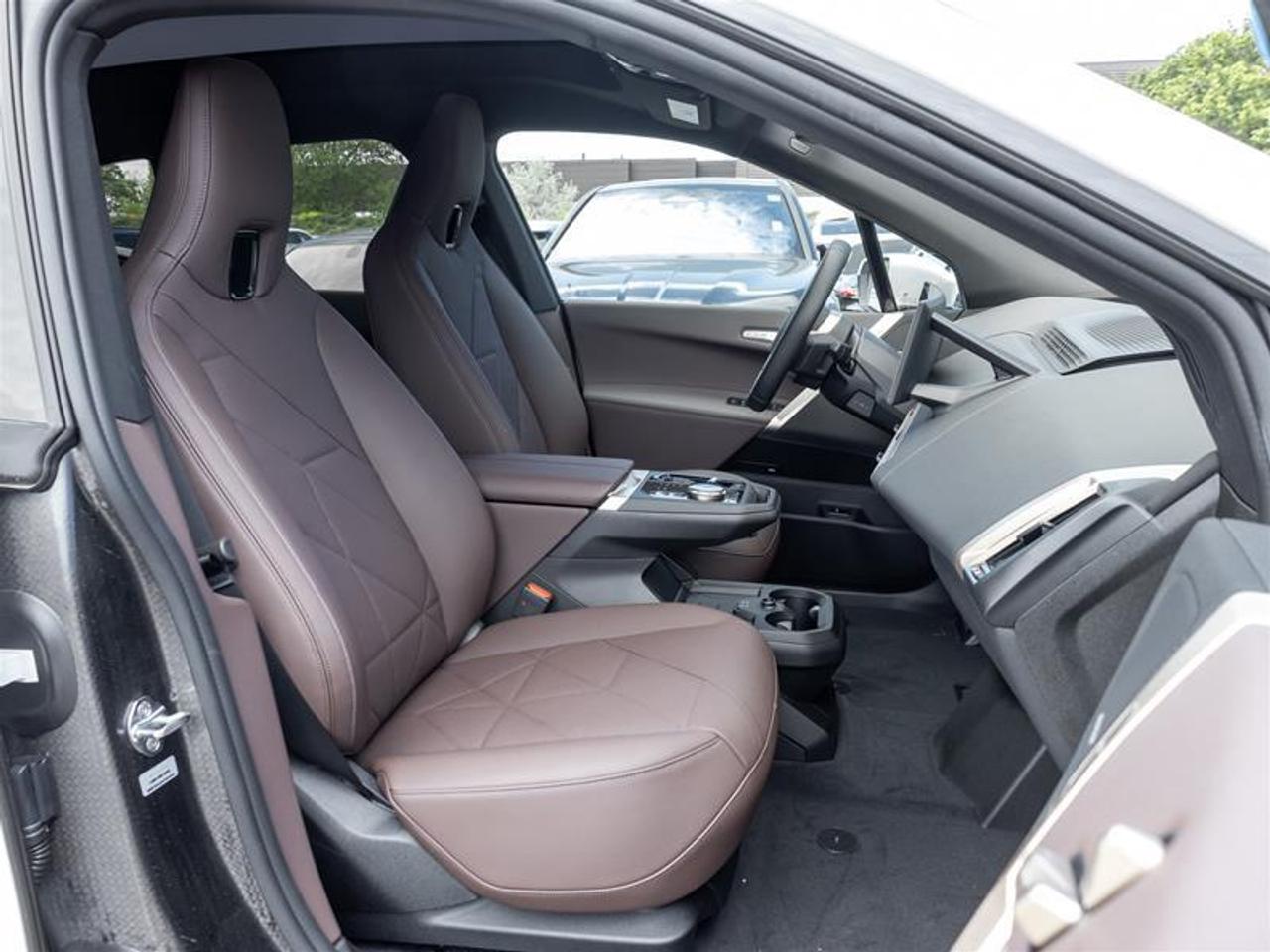 2026 BMW iX xDrive60 4dr All-Wheel Drive Sports Activity Vehicle Photo